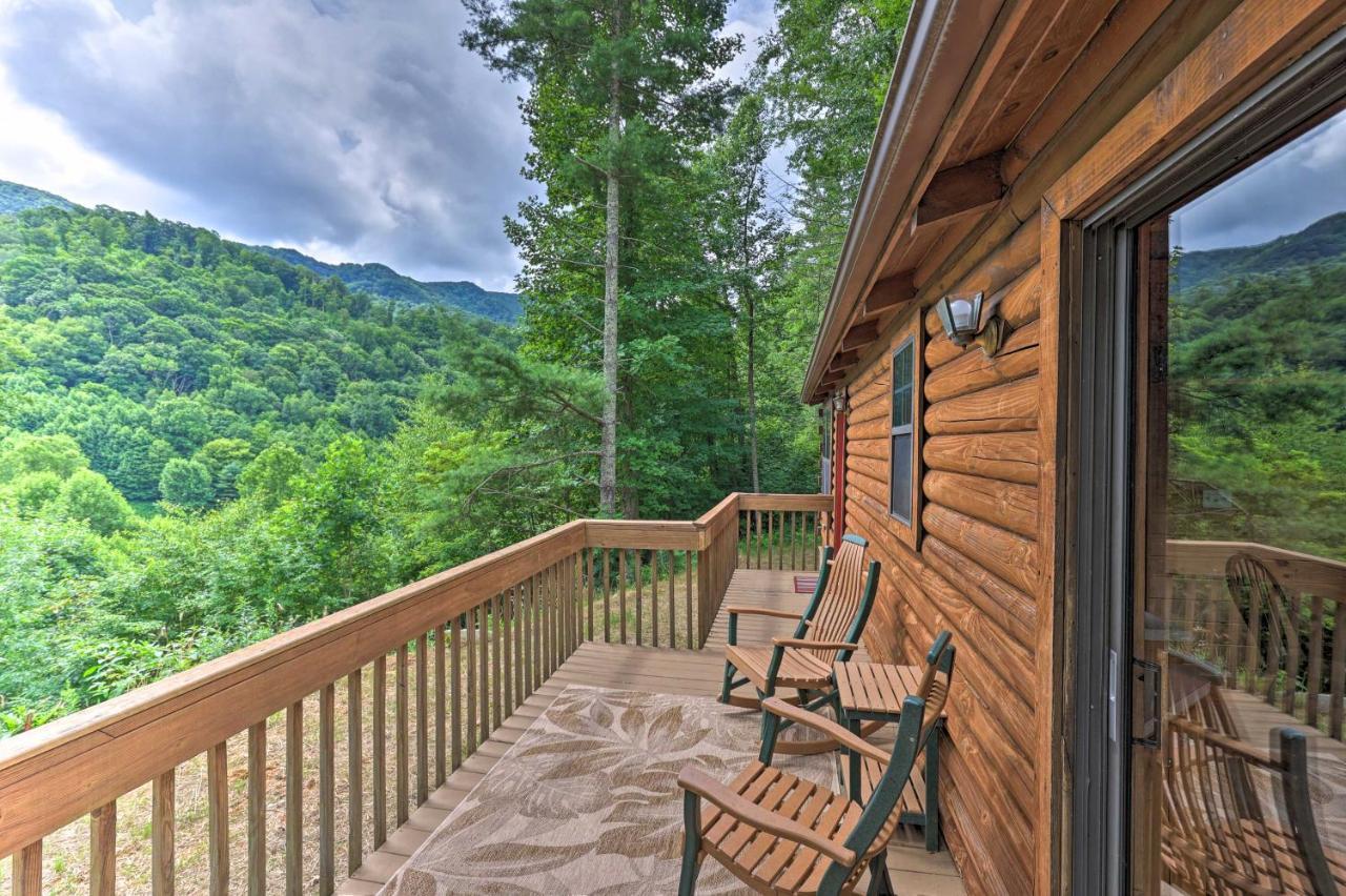 Quaint Log Cabin With Views Near West Jefferson Warrensville エクステリア 写真